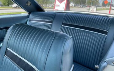 Plymouth-Sport-fury-1967-white-2