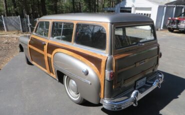 Plymouth-Suburban-1949-Wagon-1