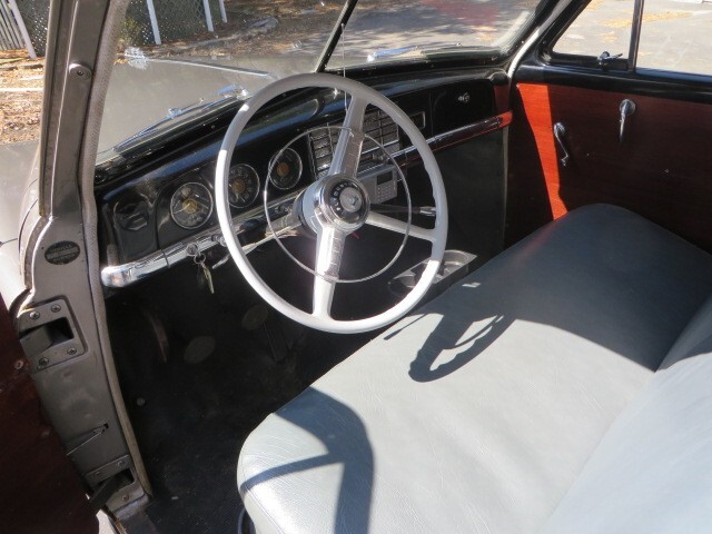 Plymouth-Suburban-1949-Wagon-9