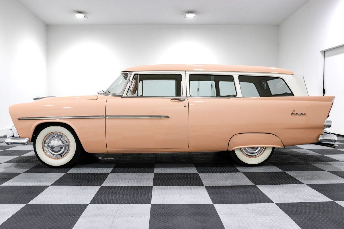 Plymouth-Suburban-Sport-1956-Station-Wagon-3