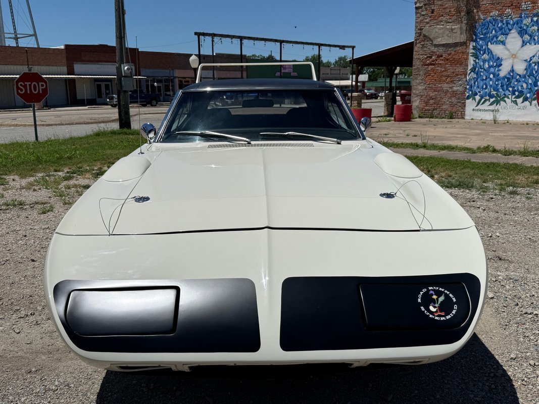 Plymouth-Superbird-1970-4