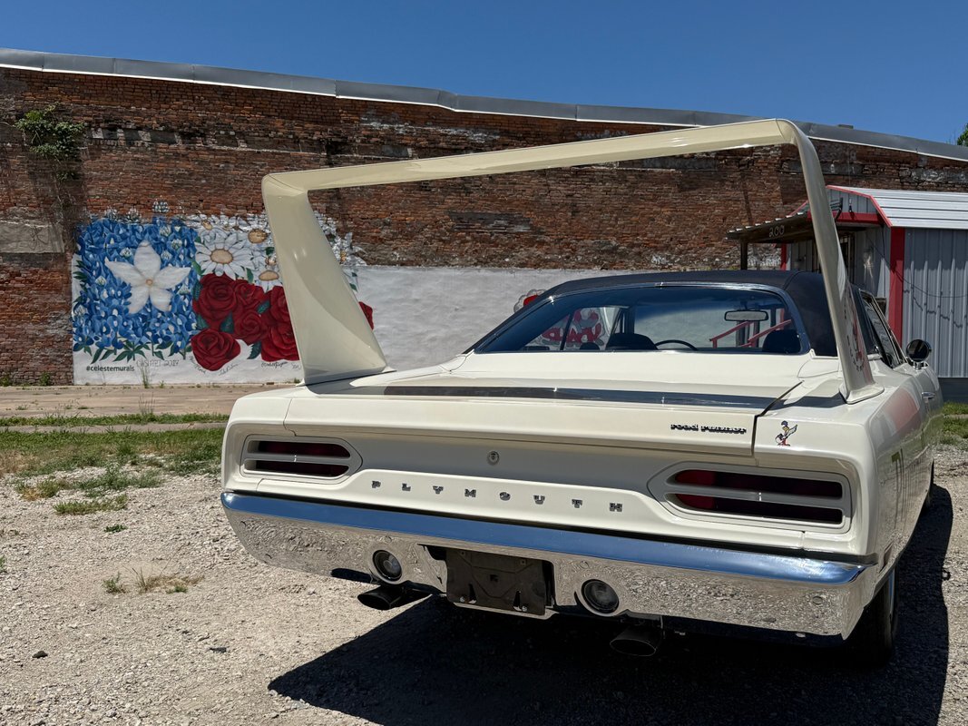 Plymouth-Superbird-1970-5
