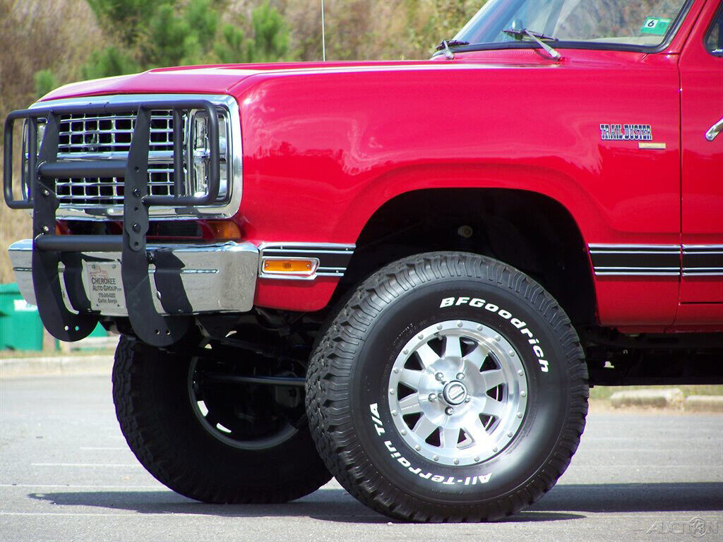 Plymouth-Trail-Duster-1979-SUV-12