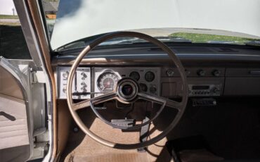 Plymouth-Valiant-1964-white-10