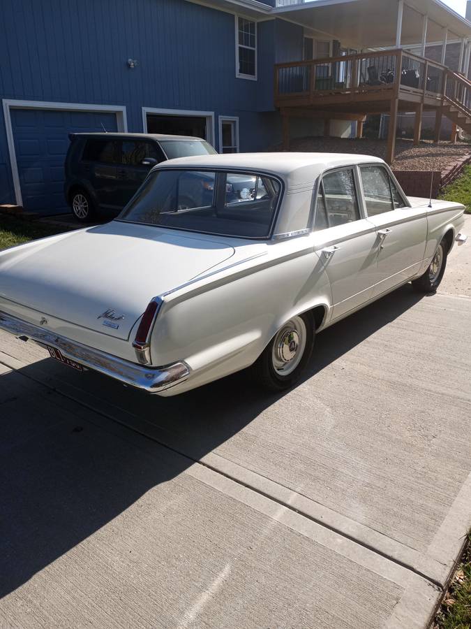 Plymouth-Valiant-1964-white-2