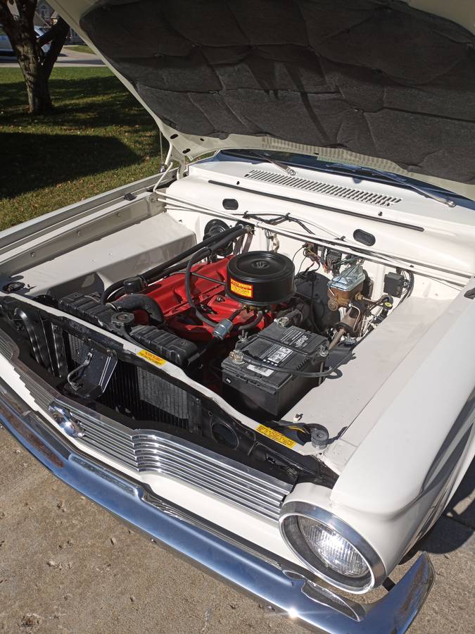 Plymouth-Valiant-1964-white-3