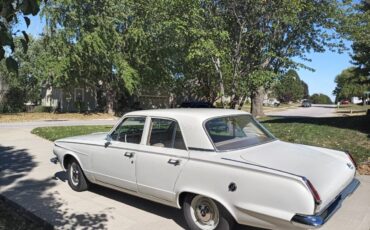 Plymouth-Valiant-1964-white