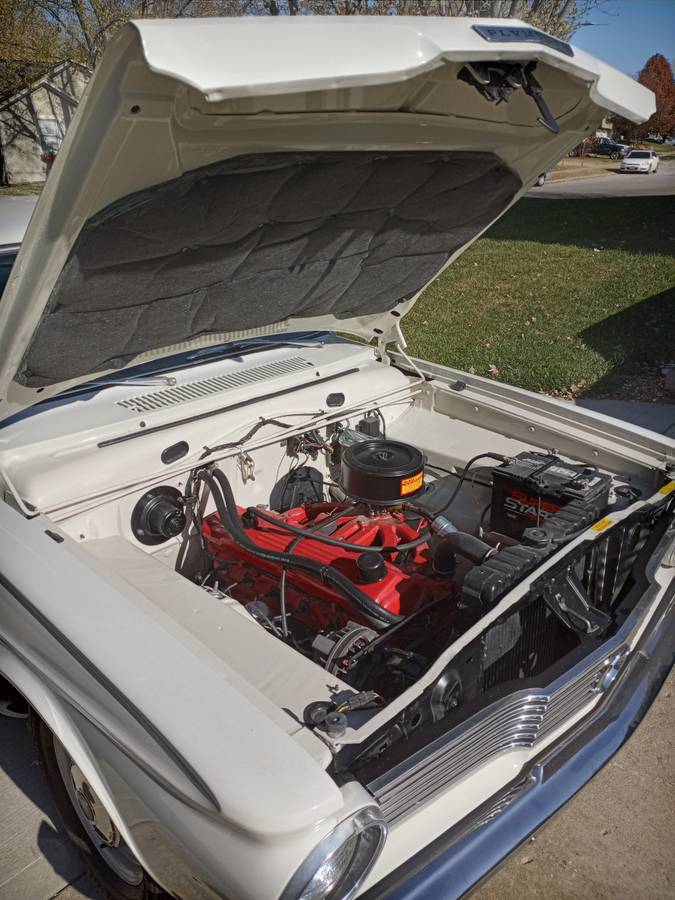Plymouth-Valiant-1964-white-4