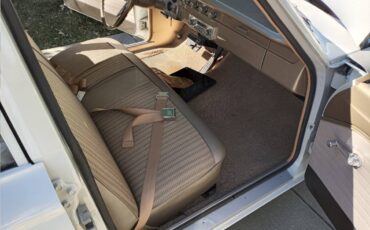 Plymouth-Valiant-1964-white-8
