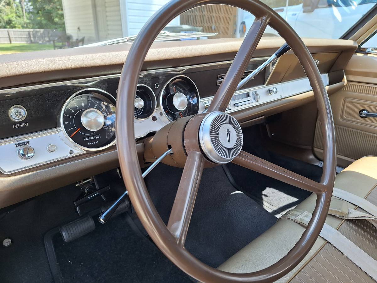 Plymouth-Valiant-1968-blue-4