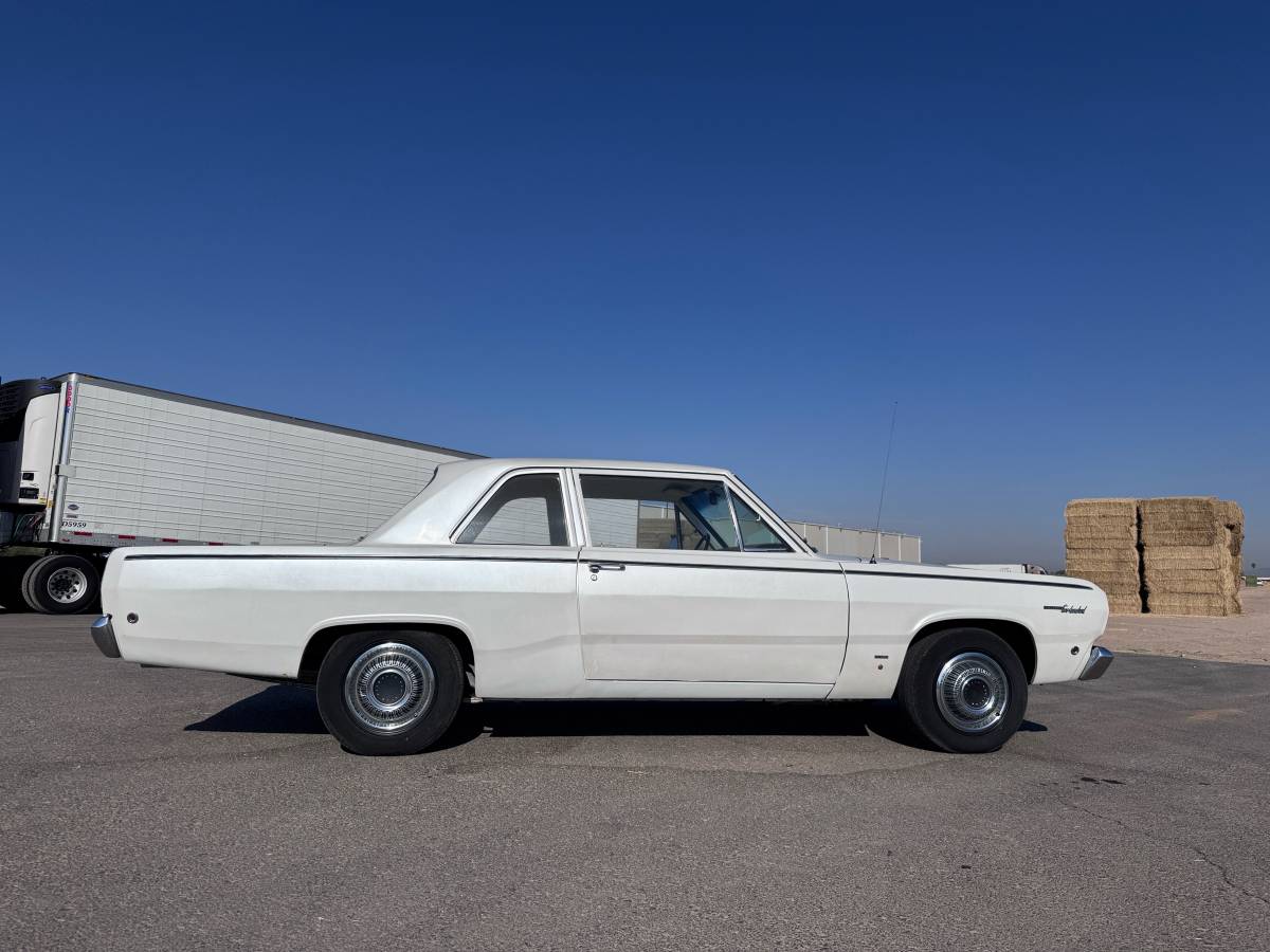 Plymouth-Valiant-1968-white-10