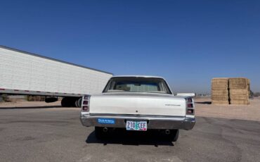 Plymouth-Valiant-1968-white-6