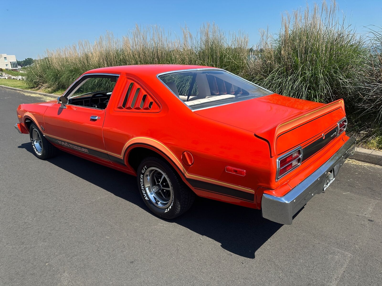 Plymouth-VoLARE-1976-Coupe-14