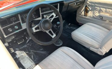 Plymouth-VoLARE-1976-Coupe-6