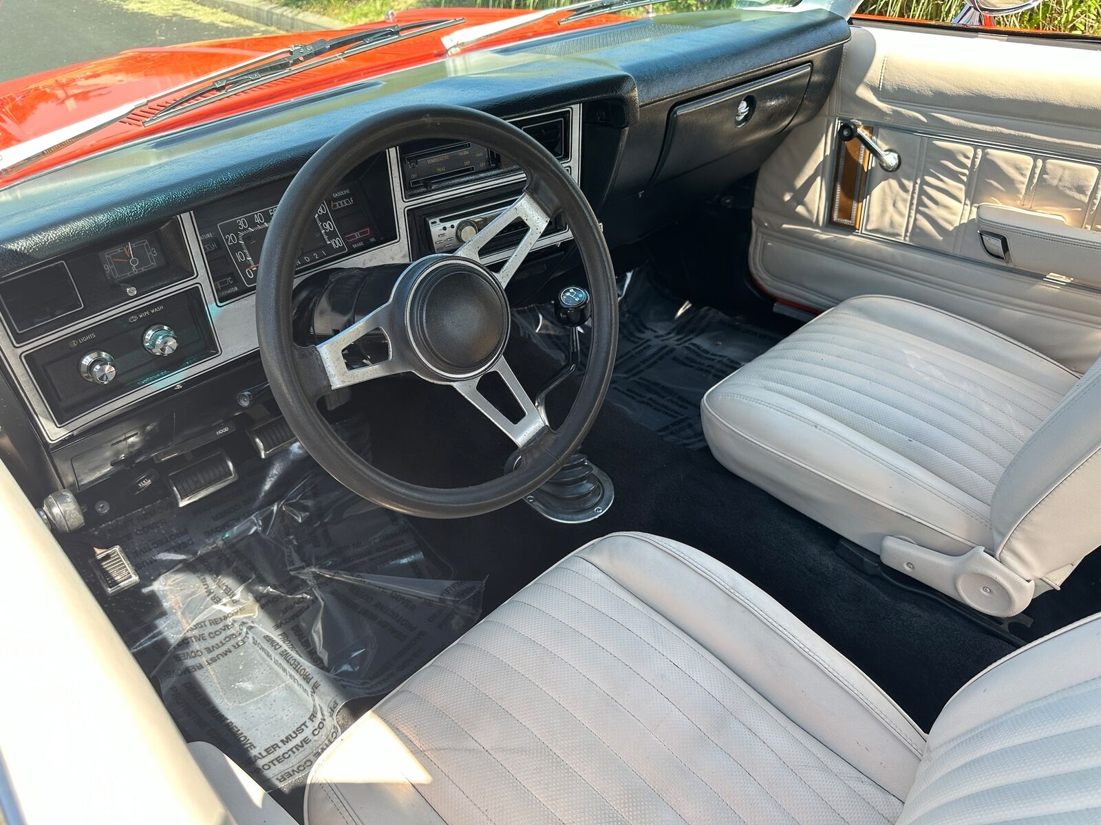 Plymouth-VoLARE-1976-Coupe-6