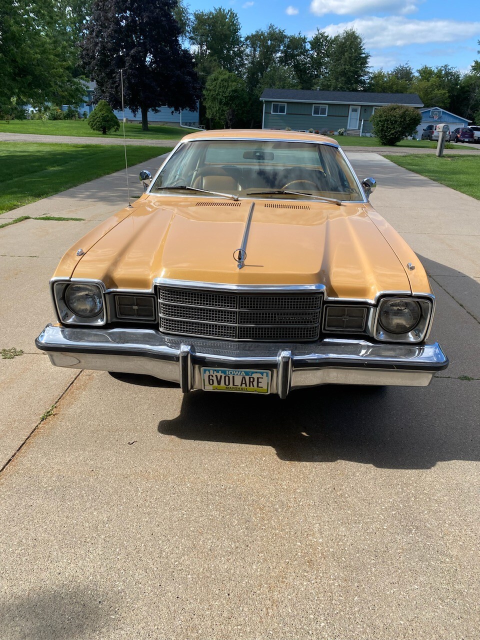 Plymouth-Volare-1976-Coupe-3