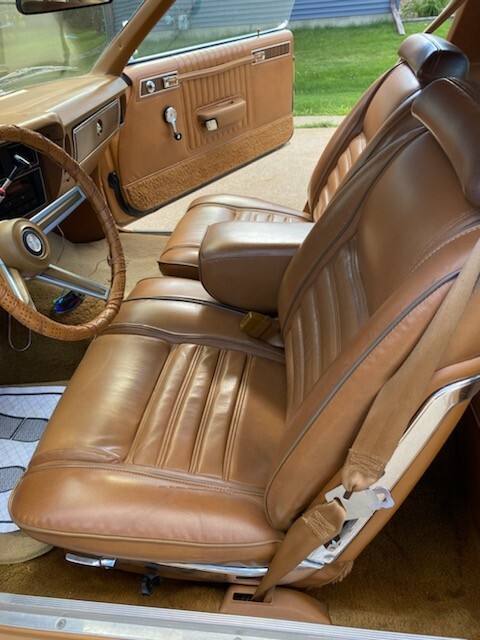 Plymouth-Volare-1976-Coupe-9