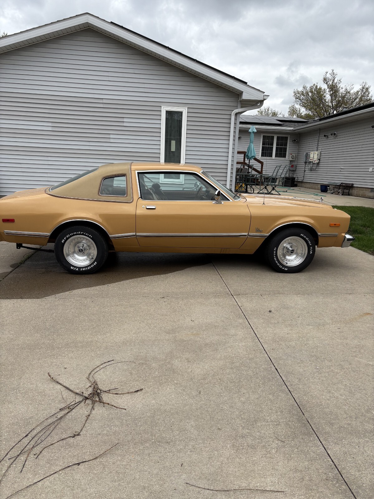 Plymouth Volare 1976 Coupe