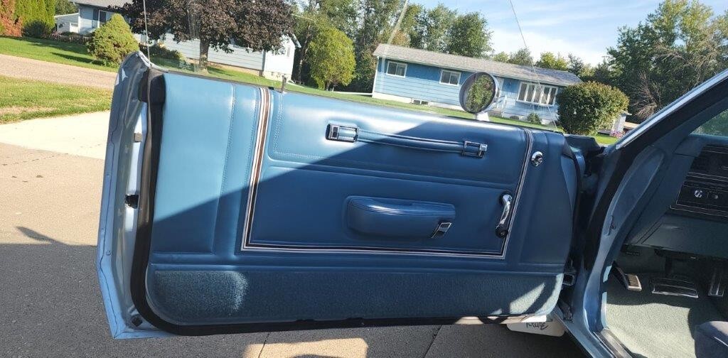 Plymouth-Volare-1977-Coupe-14