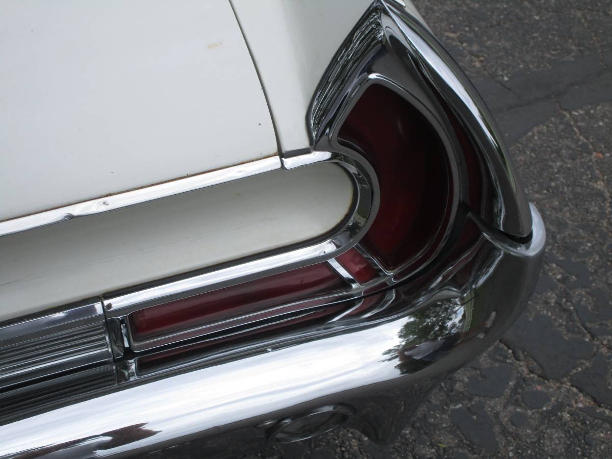 Pontiac-1962-white-10