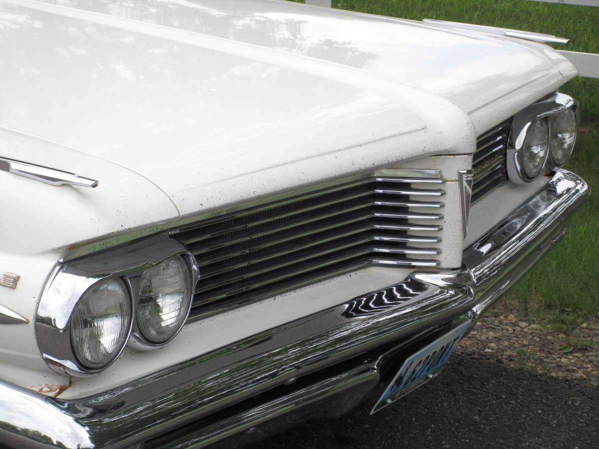 Pontiac-1962-white-11