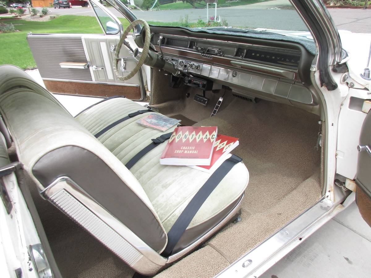 Pontiac-1962-white-13