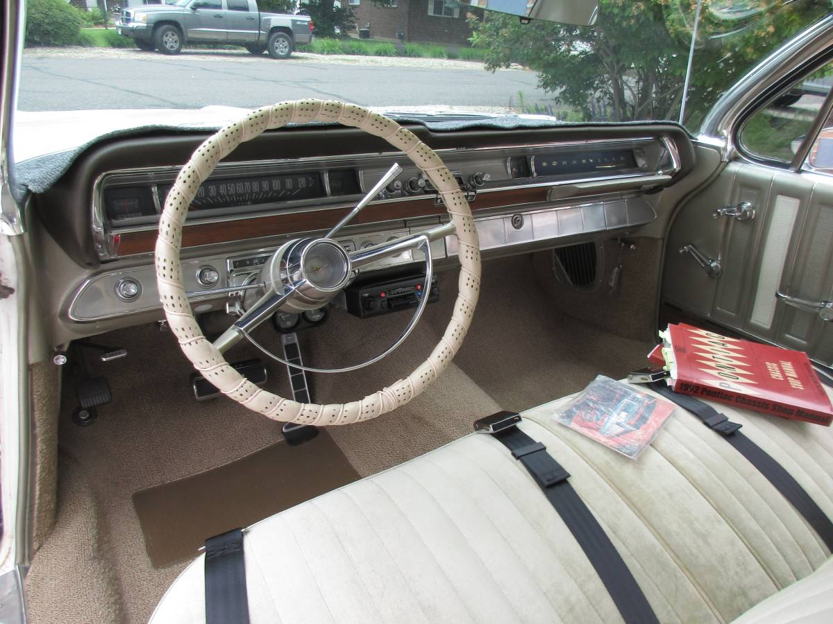 Pontiac-1962-white-17