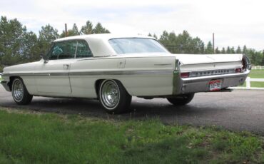 Pontiac-1962-white-3