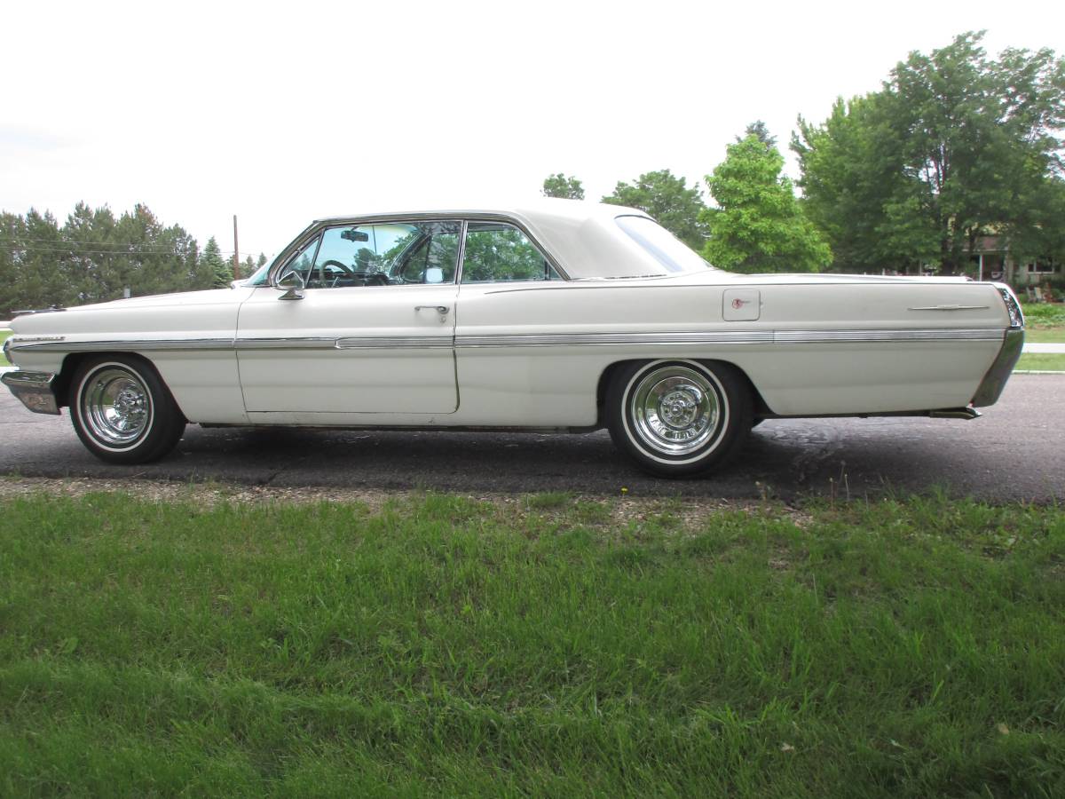 Pontiac-1962-white-5