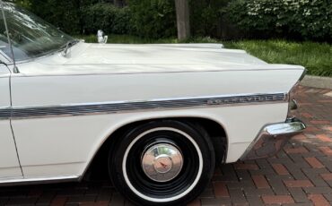 Pontiac-Bonneville-1963-13