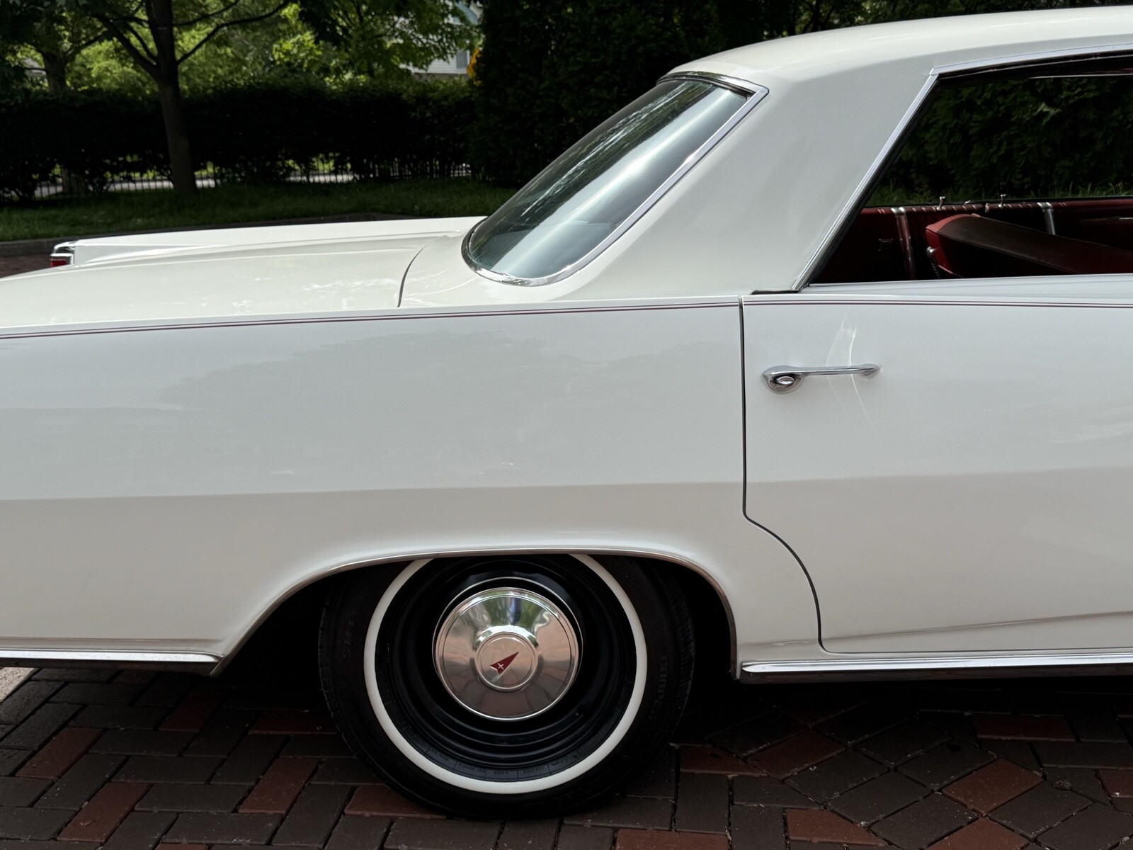 Pontiac-Bonneville-1963-16