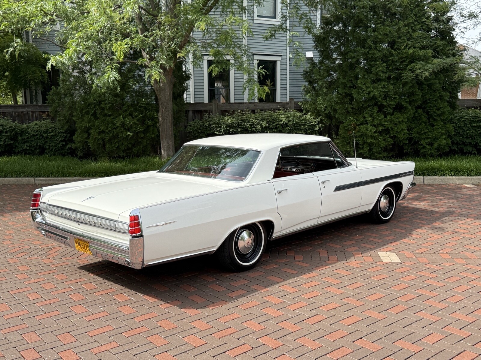 Pontiac-Bonneville-1963-19