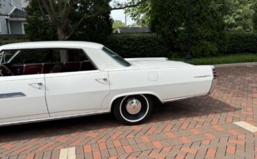 Pontiac-Bonneville-1963-2
