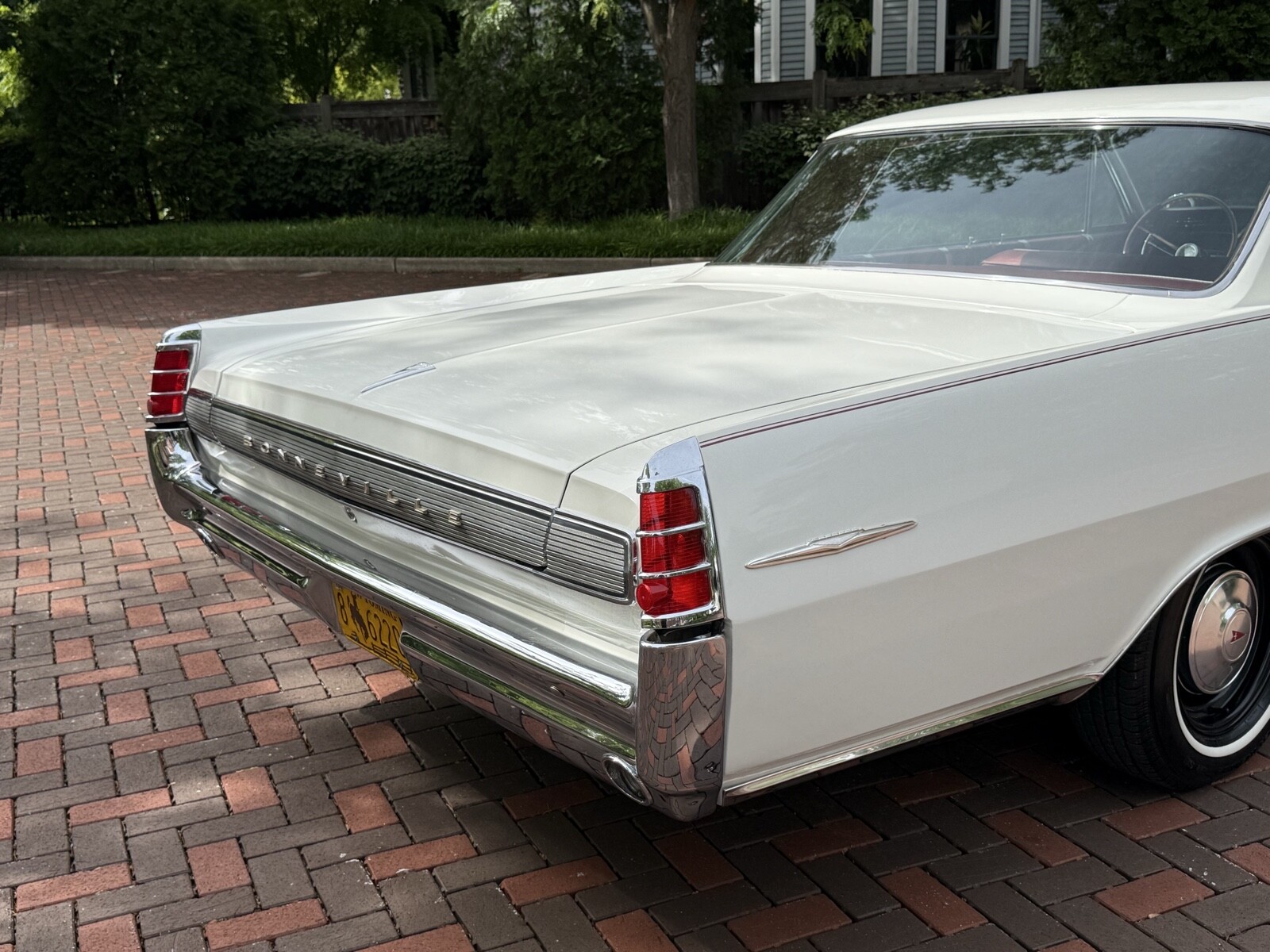 Pontiac-Bonneville-1963-24