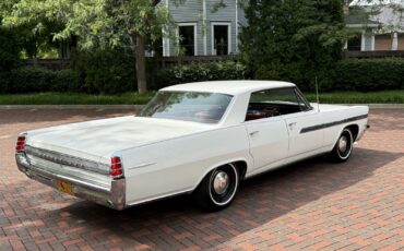 Pontiac-Bonneville-1963-29