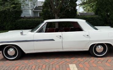 Pontiac-Bonneville-1963-3