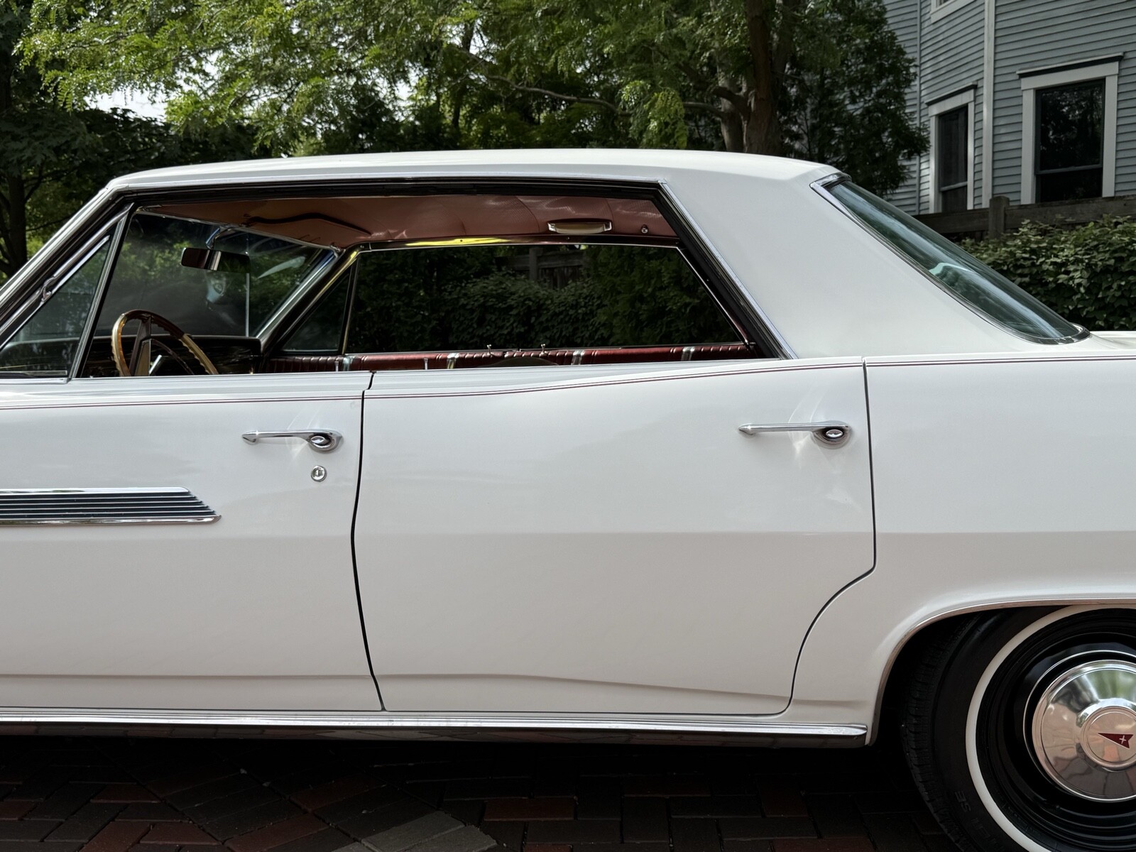 Pontiac-Bonneville-1963-34