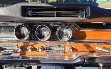 Pontiac-Bonneville-1965-Wagon-27