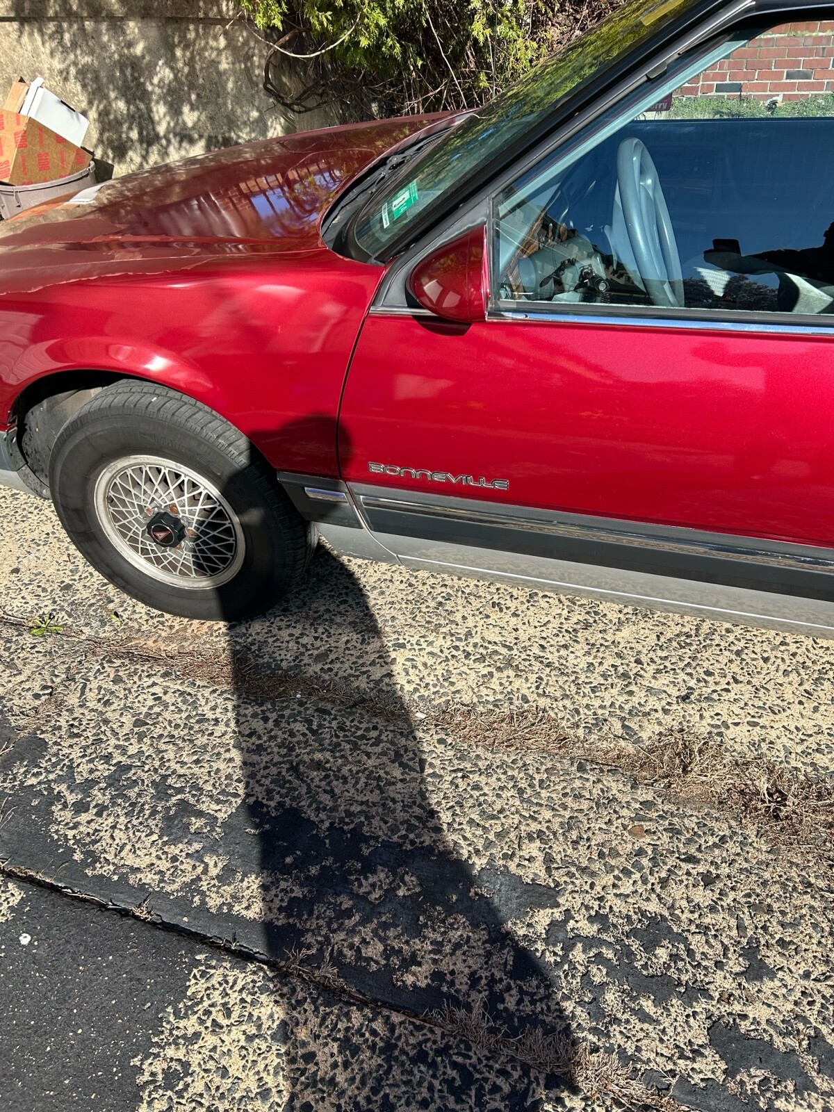 Pontiac-Bonneville-1988-3