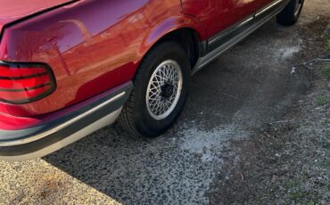 Pontiac-Bonneville-1988-5