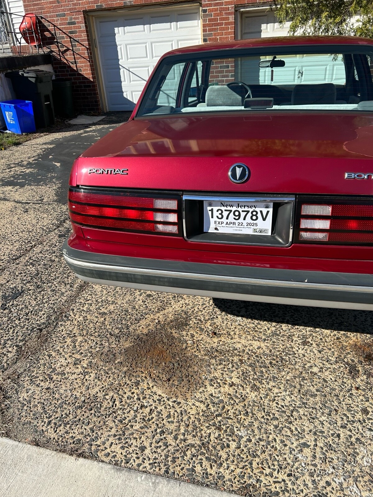 Pontiac-Bonneville-1988-6