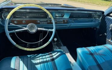 Pontiac-Bonneville-Safari-Station-Wagon-4-Speed-1963-Wagon-10