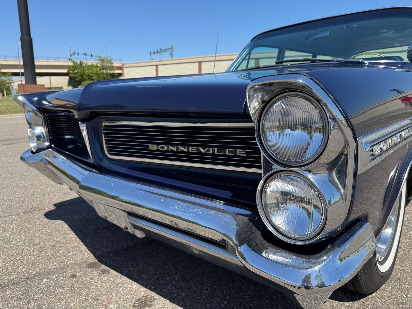 Pontiac-Bonneville-Safari-Station-Wagon-4-Speed-1963-Wagon-18