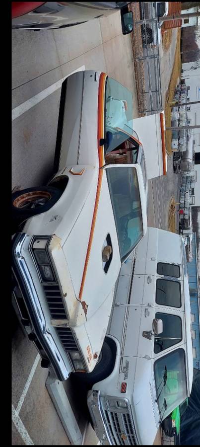 Pontiac Can am  1977 white