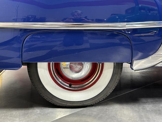 Pontiac-Catalina-1952-Sedan-Delivery-23