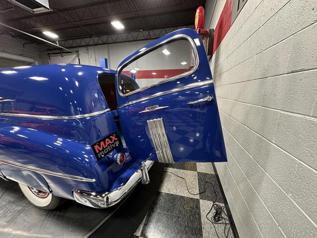 Pontiac-Catalina-1952-Sedan-Delivery-28