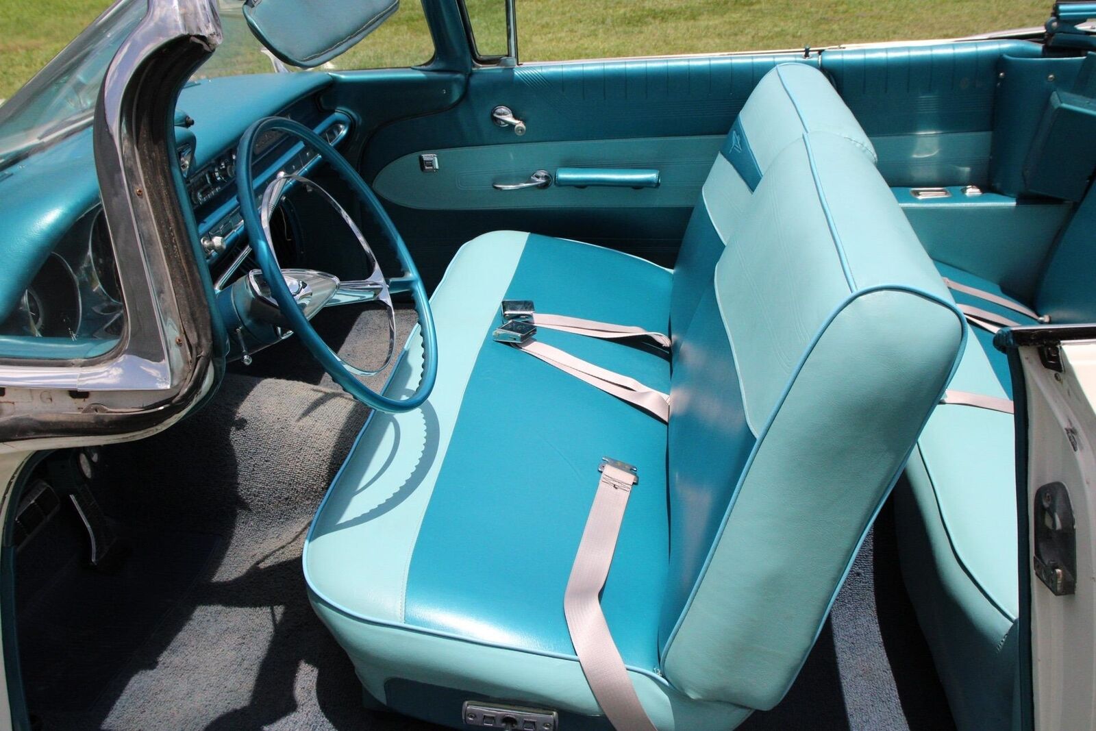 Pontiac-Catalina-1959-2-Door-13