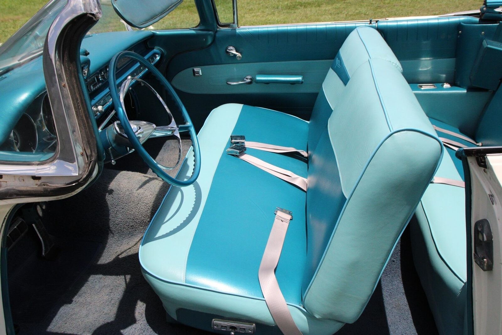 Pontiac-Catalina-1959-2-Door-14