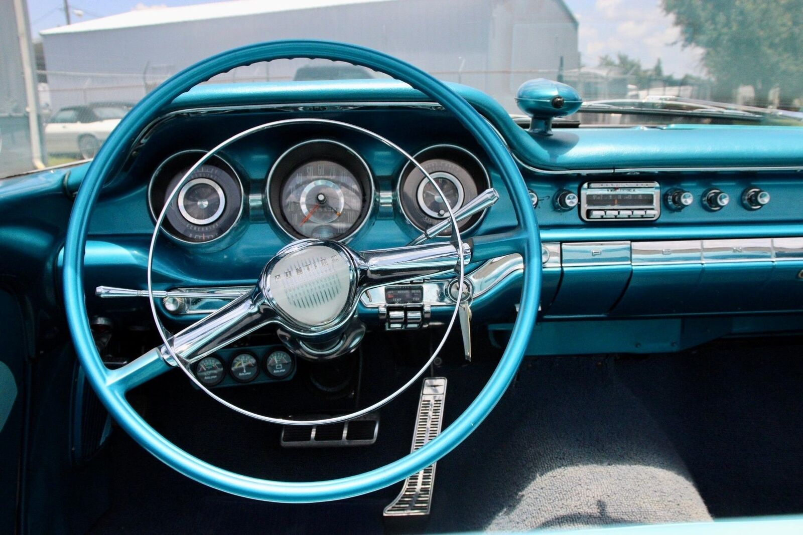 Pontiac-Catalina-1959-2-Door-15