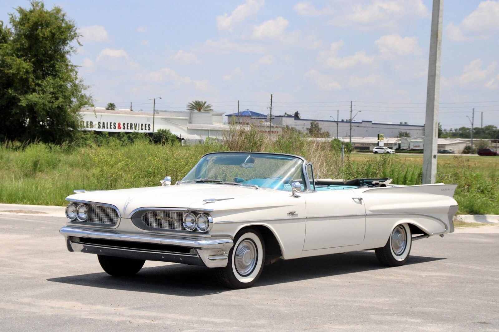 Pontiac-Catalina-1959-2-Door